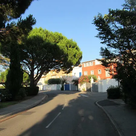 Les Grimaudieres Apartment