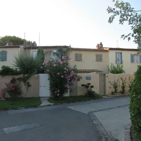 Les Grimaudieres * Grimaud