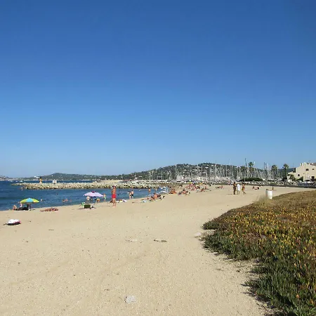 Les Grimaudieres Lägenhet Grimaud