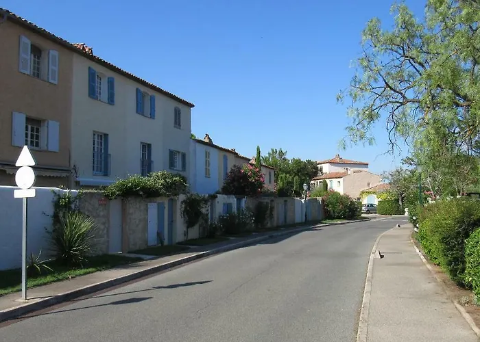 Les Grimaudieres Apartment *